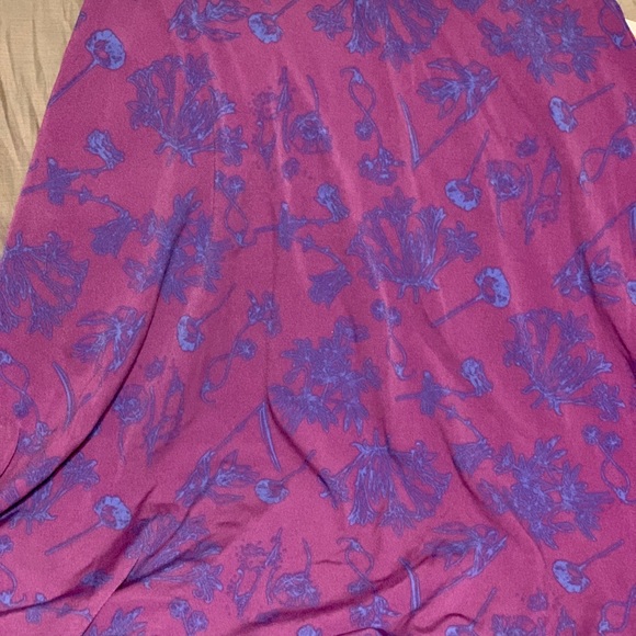 Skirt - Picture 2 of 2